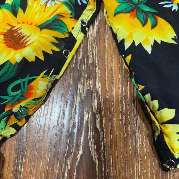 Bailey's Blossoms 12 / 18 Month Girls Sunflower Jumper‎ Romper - Picture 5 of 5